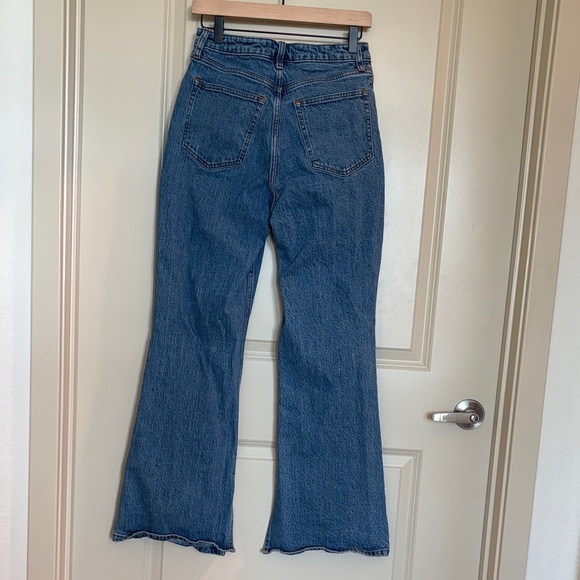 The Vintage Flare High Rise - Picture 5 of 8